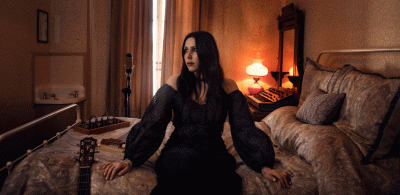 image article CHELSEA WOLFE ( et son All-Star Band ) reprend "Crazy Train" d'OZZY OSBOURNE !!