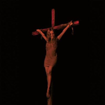 image article De la vidéo pour LUCIFER avec "Crucifix ( I Burn For You )"